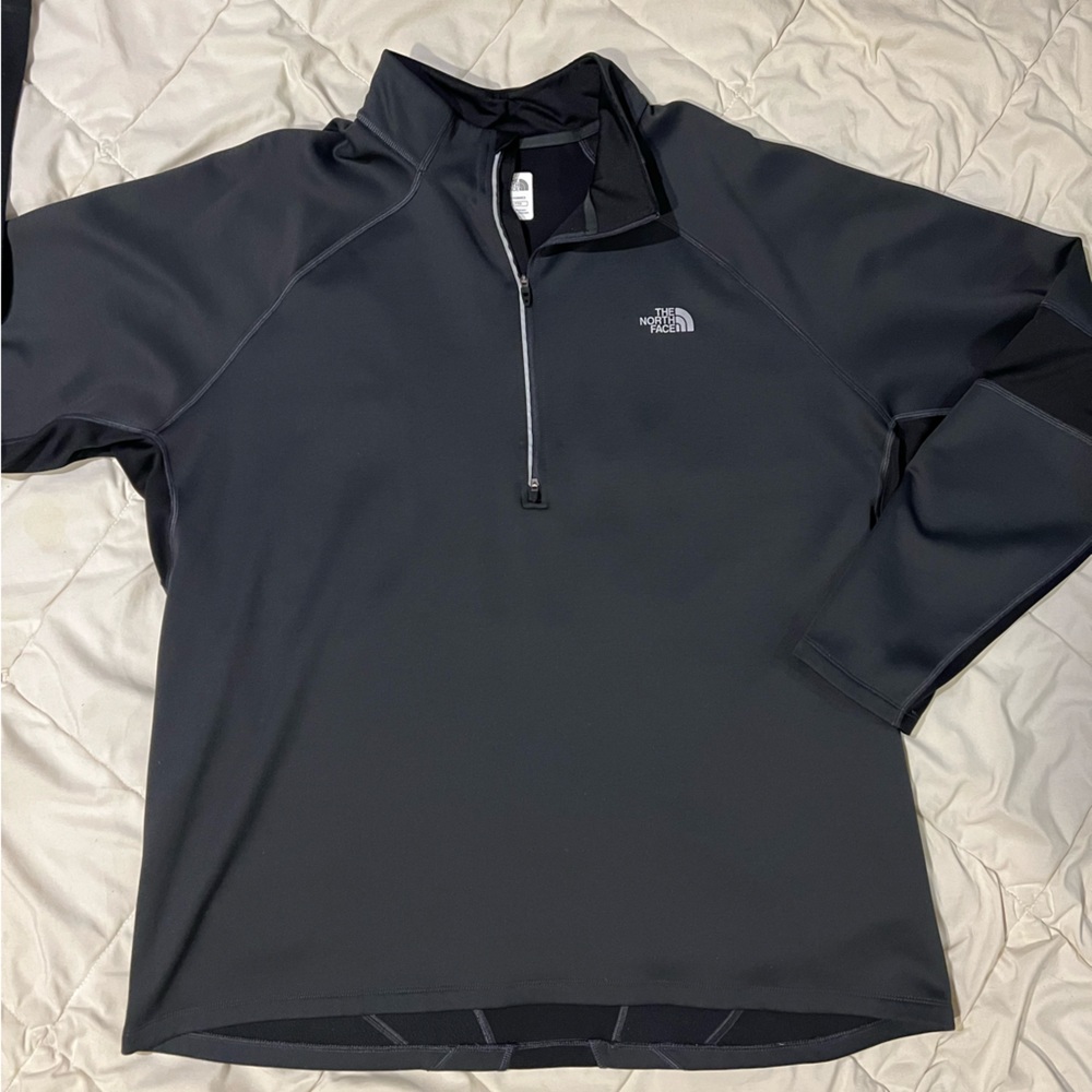 The North Face Quarter Zip performance pullover 4 way stretch, midweight